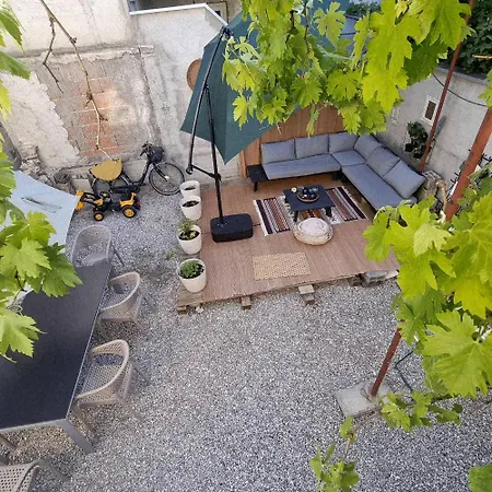Ostanak kod kuće Rahatlook